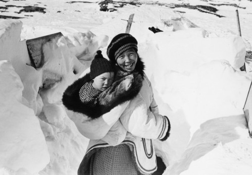 ᐃᓄᐃᑦ ᐱᐅᓯᑐᖃᖏᑦ ᐅᓂᒃᑲᐅᓯᕙᓪᓘᓂᑯᖏᓐᓄᑦ, 1987-ᒥ ᐊᕙᑕᖅ ᐱᐅᓯᑐᖃᓕᕆᕕᒃᑯᑦ ᐱᒋᐊᕐᑎᓯᓚᐅᔪᕗᑦ ᖃᐅᔨᓴᕐᓂᒪᕆᒻᒥᒃ ᑐᕌᕐᓂᖃᕐᑐᒥᒃ ᐋᕐᕿᓱᐃᒋᐊᑦᓯᐊᓂᕐᒥᒃ ᐃᓚᒌᓐᓂᓕᕆᓂᕐᒥᒃ ᓄᓇᕕᒻᒥᐅᑦ ᐃᓄᐃᑦ ᐃᓚᒌᑦᑐᖁᑎᖏᓐᓂᒃ.