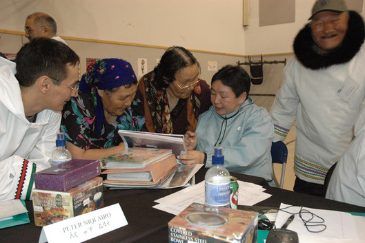 ᐱᒋᐊᕐᑎᑕᐅᓚᐅᕐᓂᕋᒥ, ᐊᕙᑕᒃᑯᑦ ᐃᓕᑕᕐᓯᒪᓲᒍᕗᑦ ᐊᑐᕐᑐᓚᕆᐊᓘᓂᖓᓂᒃ ᖃᓄᐃᓘᕐᑎᐅᓱᑎᒃ ᐃᓄᑐᙯᑦ ᐃᓅᖃᑎᒌᑦᑐᓂ. ᑌᒣᒻᒪᑦ, ᐊᕙᑕᒃᑯᑦ ᐱᒋᐊᕐᑎᓯᒻᒪᕆᓚᐅᕐᓯᒪᕗᑦ ᓯᕗᓪᓕᐹᒥᒃ ᓄᓇᕕᒻᒥᐅᑦ ᐃᓄᑐᙯᑦ ᑲᑎᒪᓂᒻᒪᕆᖓᓐᓂᒃ, ᑲᖏᕐᓱᒦᓚᐅᕐᓯᒪᔪᒥᒃ 1981-ᒥ.