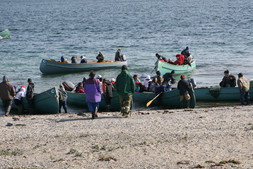 Arrival of visitors on Drayton Island, Summer 2007