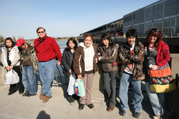 Students with Dave M. And Elsa C. (Photo by Andrew Epoo)